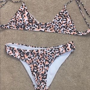 Leapord print bikini